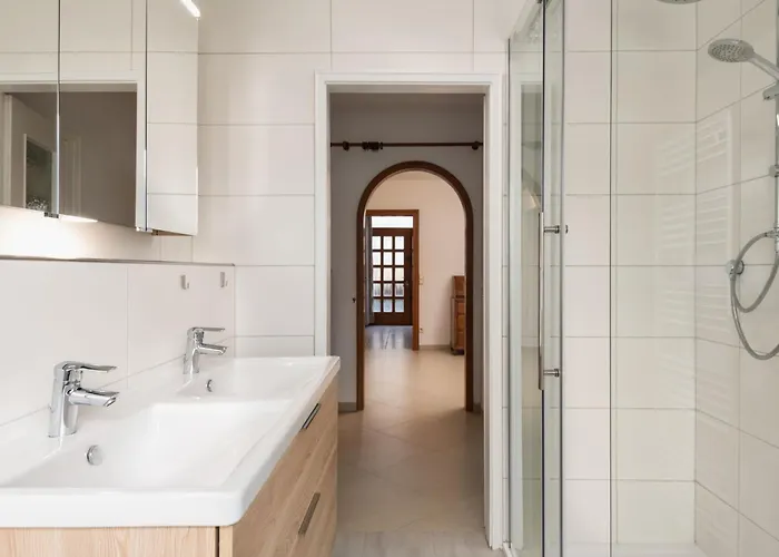 Terrassenwohnung Am Kurpark By Interhome Apartamento Lahnstein