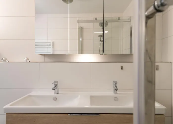 Terrassenwohnung Am Kurpark By Interhome Apartamento Lahnstein